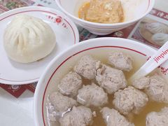 酸笋肉羹汤-津品味小吃(大学湾店)