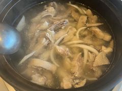 -东椰·海南椰子鸡火锅(朝阳门店)