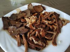 -溢心园香河肉饼总店