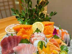 -花和海鲜自助(梅江店)