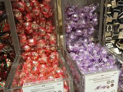 -VENCHI 闻绮(上海佛罗伦萨小镇店)