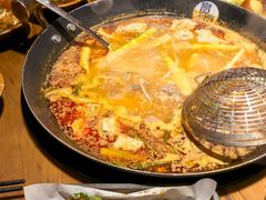 -贵府酸汤牛肉火锅·贵州老字号(飞山街店)