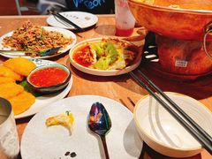 -浩海火燒雲傣家菜(芮欧百货店)