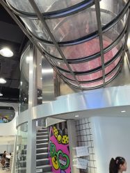 -MINI MARS 脚下的城市乐园·餐饮·派对(静安江宁店)