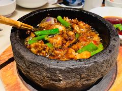 石锅杭椒牛蛙-桂满陇-西湖船宴(西单大悦城店)