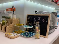 -维乐口腔(美维云门诊陆家嘴店)