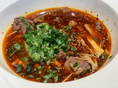 -成都你六姐·牛肉冒菜(城市集市合生汇店)