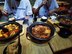 -极有家小鱼小鸡石锅煲(佳兆业店)