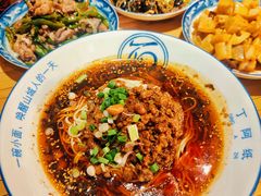 -丁阿纸面馆