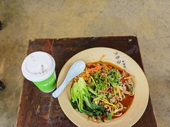 -方铲铲·成都板凳面(滨江银泰店)