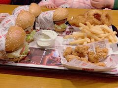 -The Habit Burger Grill 哈比特汉堡(复兴soho店)