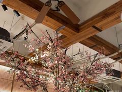 -蜜桃餐厅·伴山(湖滨商业街店)