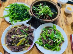 腊肠排骨煲-海口滨海新村143号海南老字号炒菜店