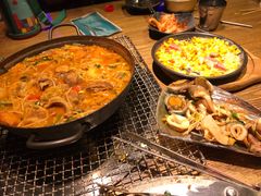 -鑫釜山海鲜烧烤(鑫丰国际店)
