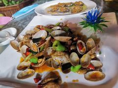 -范饭椰林川湘味海鲜·椰子鸡(三亚湾椰梦长廊店)
