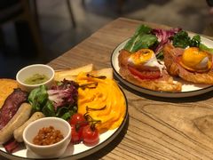 -Common Table · Brunch & Coffee