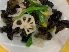 -大瓦罐湘土菜(海淀南路店)