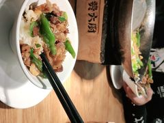 -费大厨辣椒炒肉(万家丽一店)