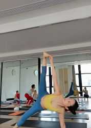 -恩舍瑜伽普拉提