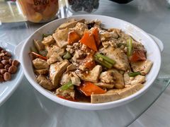 -何适山庄 ·可团建(水长城P2停车场店)