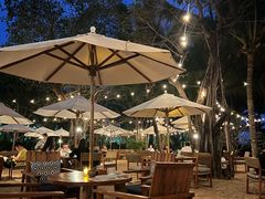 -三亚艾迪逊酒店·海滩烧烤 BARBACOA·现场乐队·浪漫晚餐·烧烤海鲜