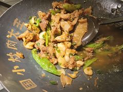-费大厨辣椒炒肉(高铁吾悦广场店)