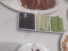 -梅利汴京烤鸭•开封豫菜地标店(铁北街店)