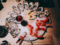 土蚝海鲜塔拼盘-囧吉香生蚝牛排馆(湖北路店)