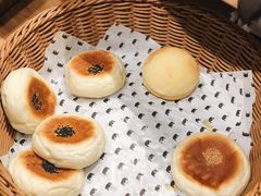 -沁屋面包店(人民东路店)