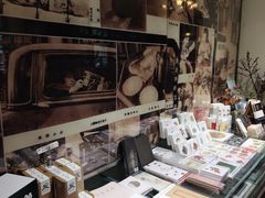 -良友书坊(安徽路店)