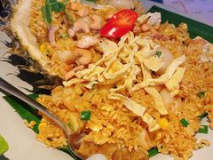 -大头虾越式风味餐厅(光明广场店)