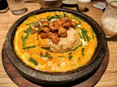 黄咖喱饭配炭烤鸡肉-BELLOCO倍乐(静安店)