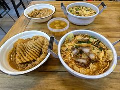 -丽丽三鲜螺蛳粉(田林路店)