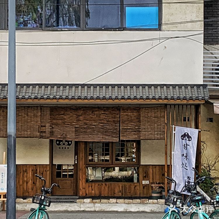 成都|天啦噜,游泳池对面开了这些宝藏店