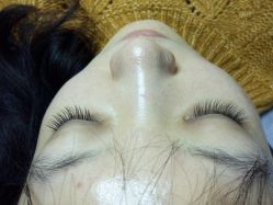 睫毛嫁接-光SPA科技美肤