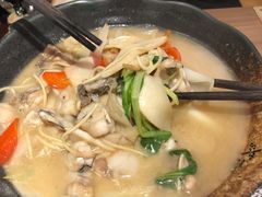 爆炒美蛙汤面-十面欢腾·海鲜面·台式Bistro(长乐路店)