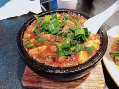 -万重锦·人文川菜馆(骡马市店)