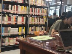 -朝阳区图书馆(小庄店)