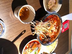 -肖四女乐山跷脚牛肉(南汇大学城生活广场店)