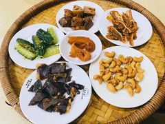 -桥香园云南过桥米线(金马碧鸡店)