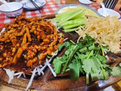 -老郑家东北春饼(龙悦居店)