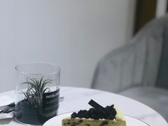 -Fridi Patisserie Cafe