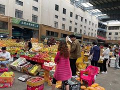 -三亚新鸿港水果一级批发市场