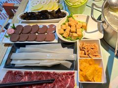 -花田煮鲜牛肉火锅(钟楼众汇店)