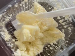 -红宝石·鲜奶小方·海派西点房(南翔店)