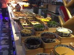 自助取餐区-海柜涮烤一体自助餐厅(金鹰店)
