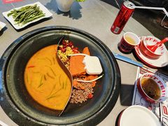-生活如沸·顺德水牛奶火锅(大学路店)