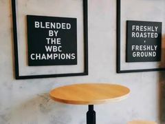 用餐区-瑞幸咖啡(长城万富汇店)