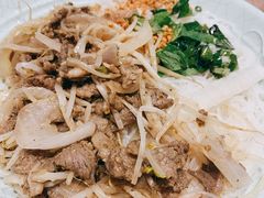 蒜香牛肉捞檬-甘容西贡越南粉
