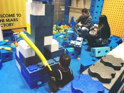 -MINI MARS KIDS CLUB亲子家庭中心(长宁天山店)